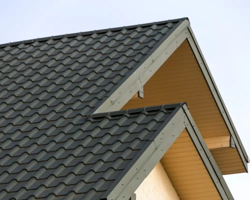 close-up-detail-of-new-modern-house-top-with-shing-2026-03-16-00-40-11-utc