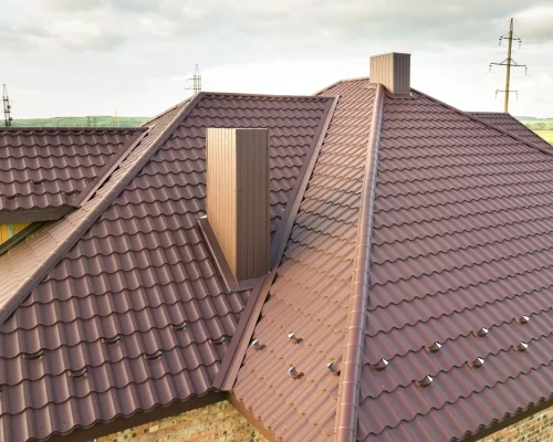 detail-view-of-house-rooftop-covered-with-brown-me-2026-03-16-04-33-30-utc